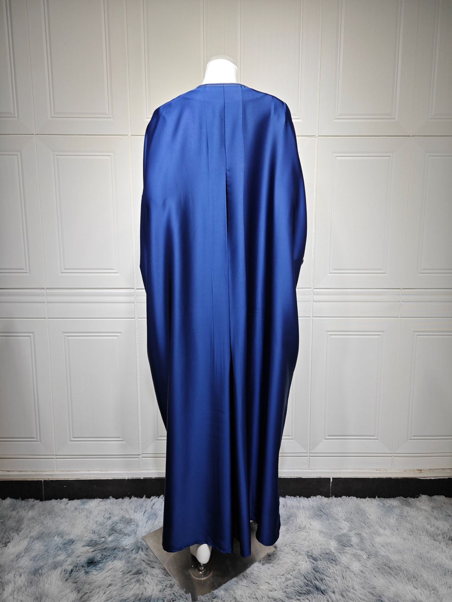 Loose Solid-colored Satin Open Abaya