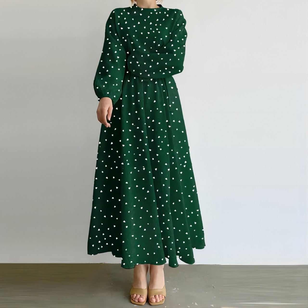 Women's Long-sleeved Crewneck Heart-print Dress