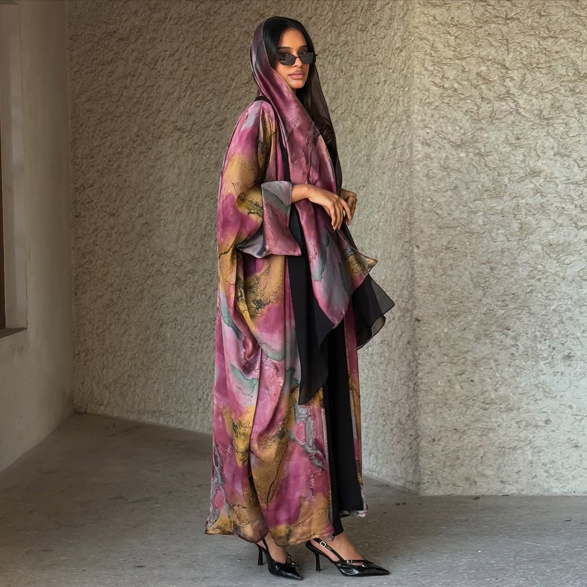 Modest Summer Fashion Satin Print Robe with Headscarf