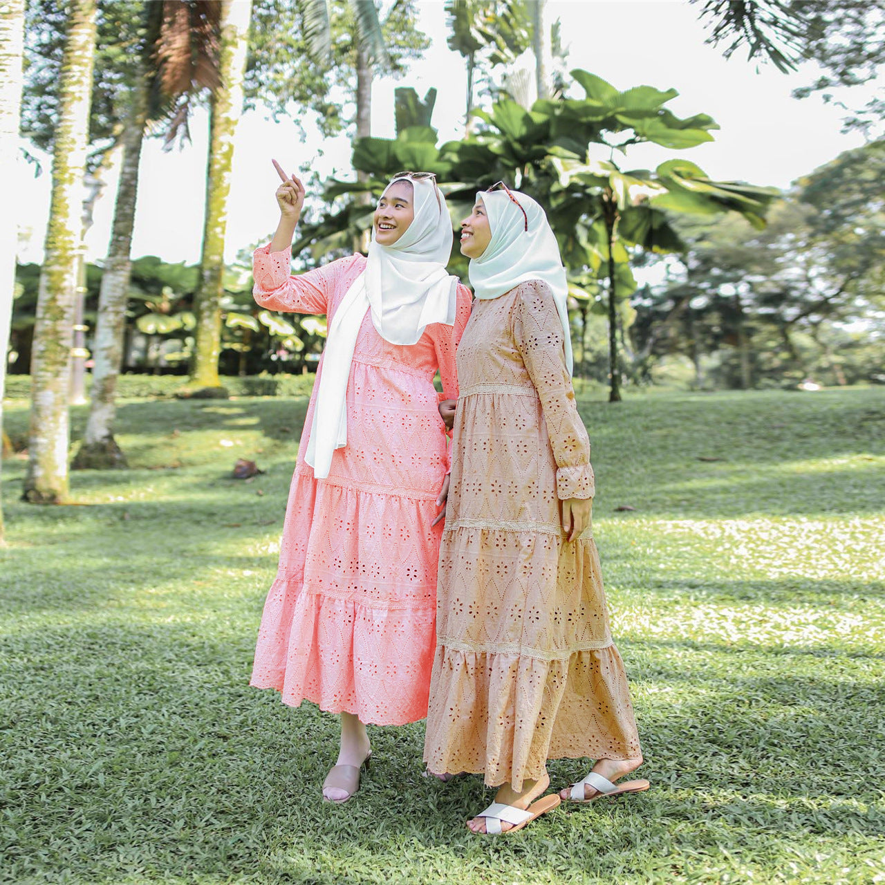 Women's Openwork Lace Abaya Dress