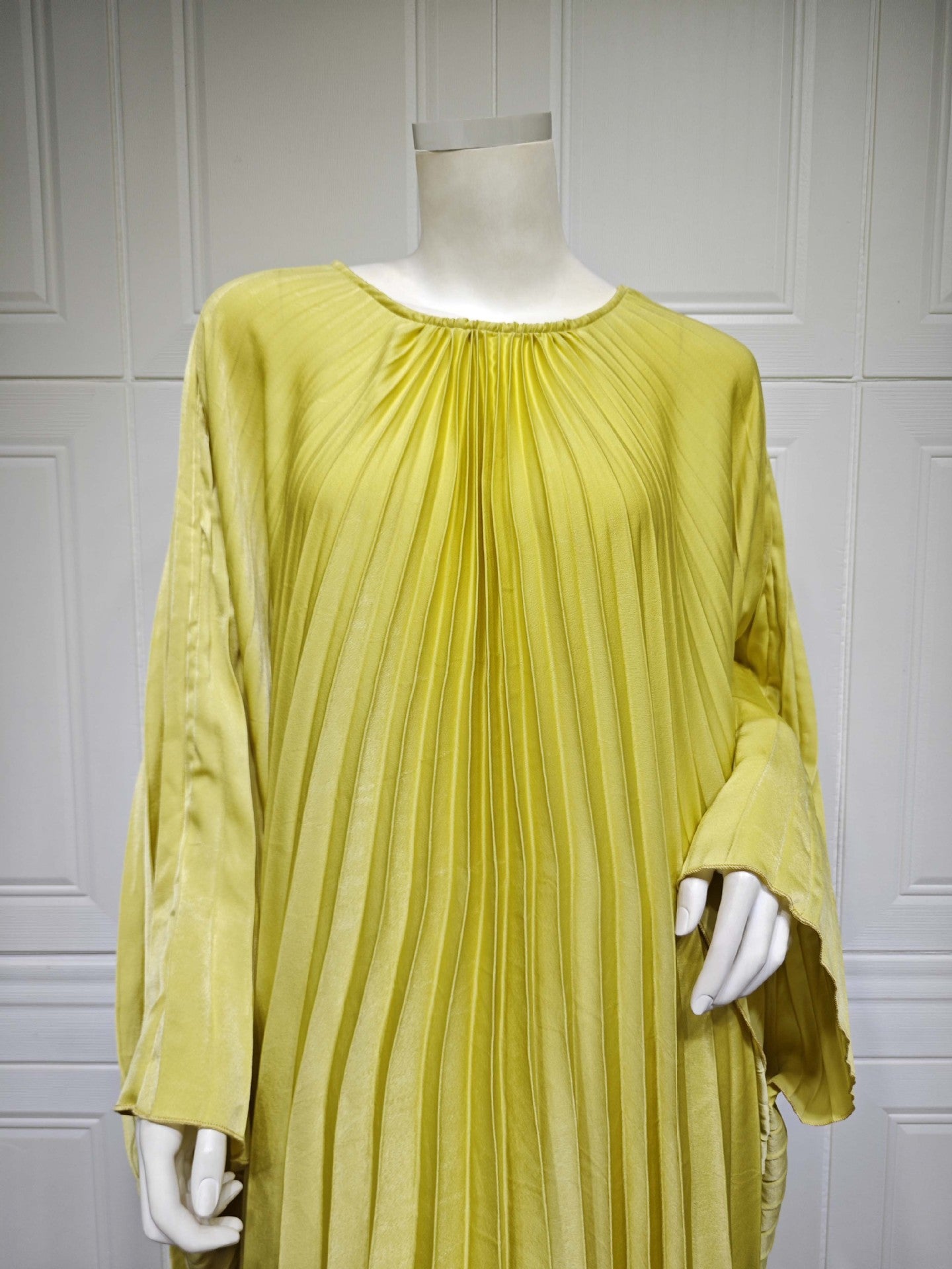 Pullover Pressed Pleated Swing Abaya Dress
