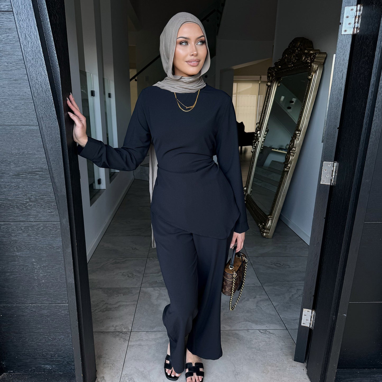 Modest Two Piece Nida Set with Waist Tie and Long Pants