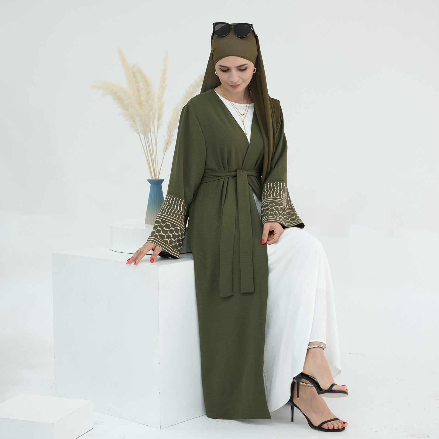 Women's Embroidered Tassel Cardigan Robe