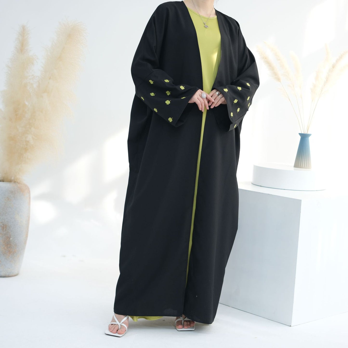 Women's Four-Leaf Clover Embroidered Elegant Dress