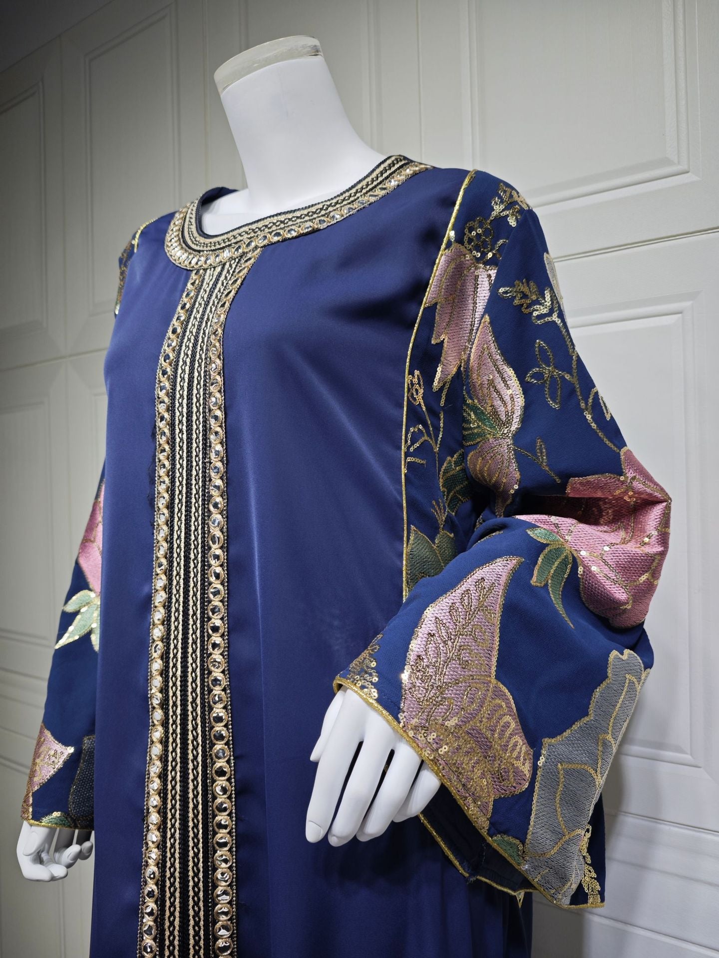 Elegant Long Sleeve Formal Dress