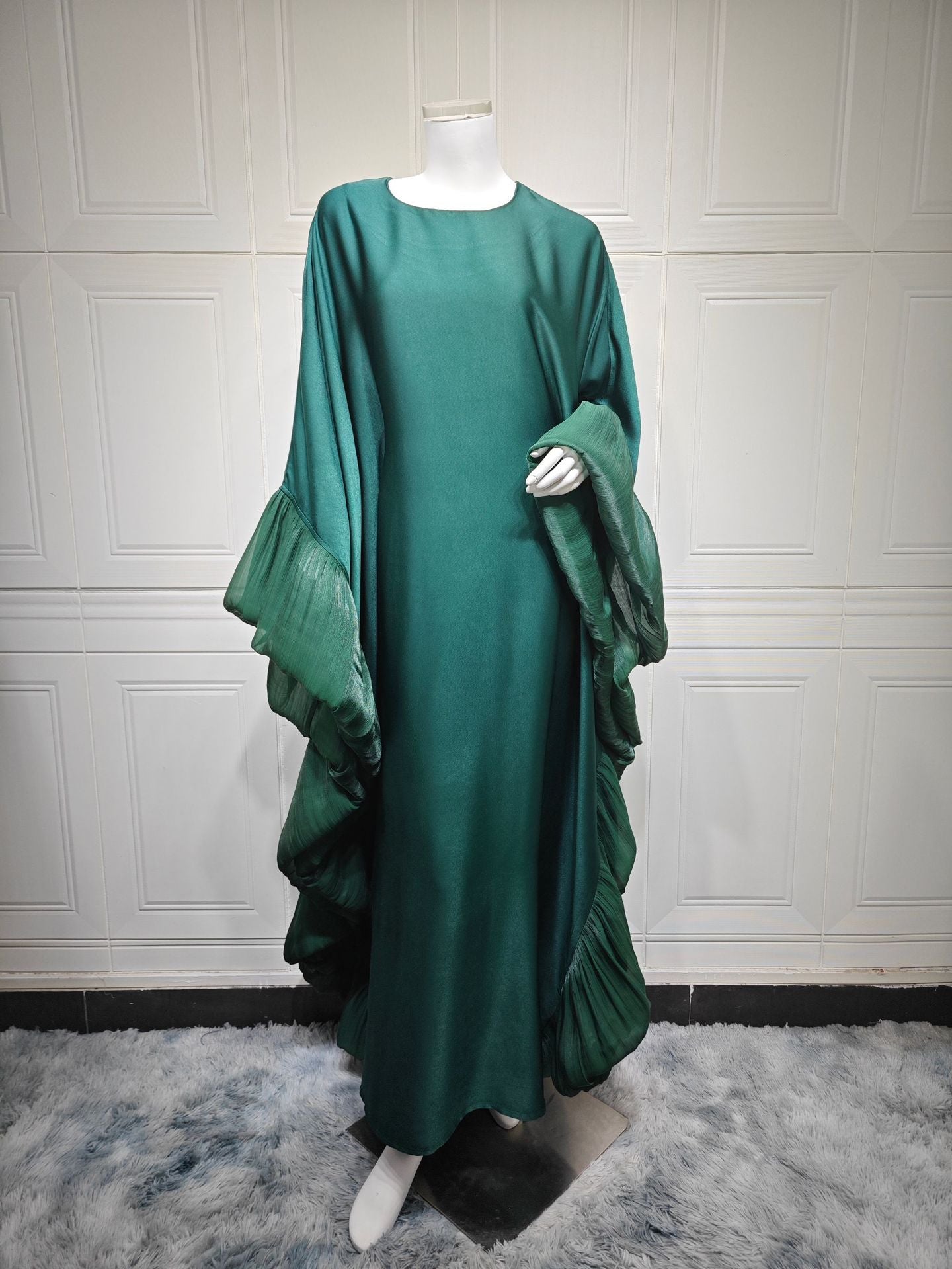 Women's Waist-cinching Satin Dress