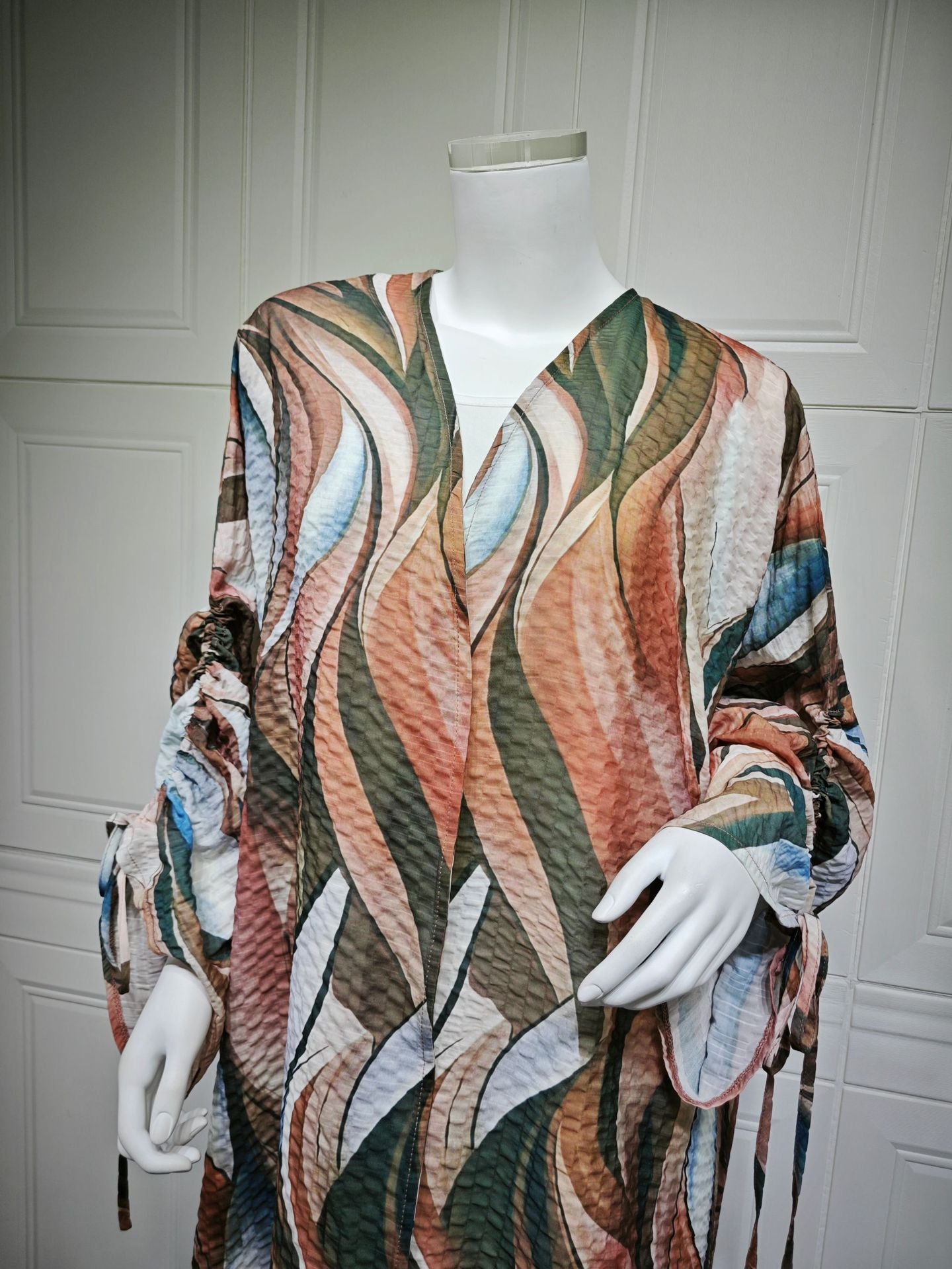 Women's Crinkled Linen Print Robe Open Abaya