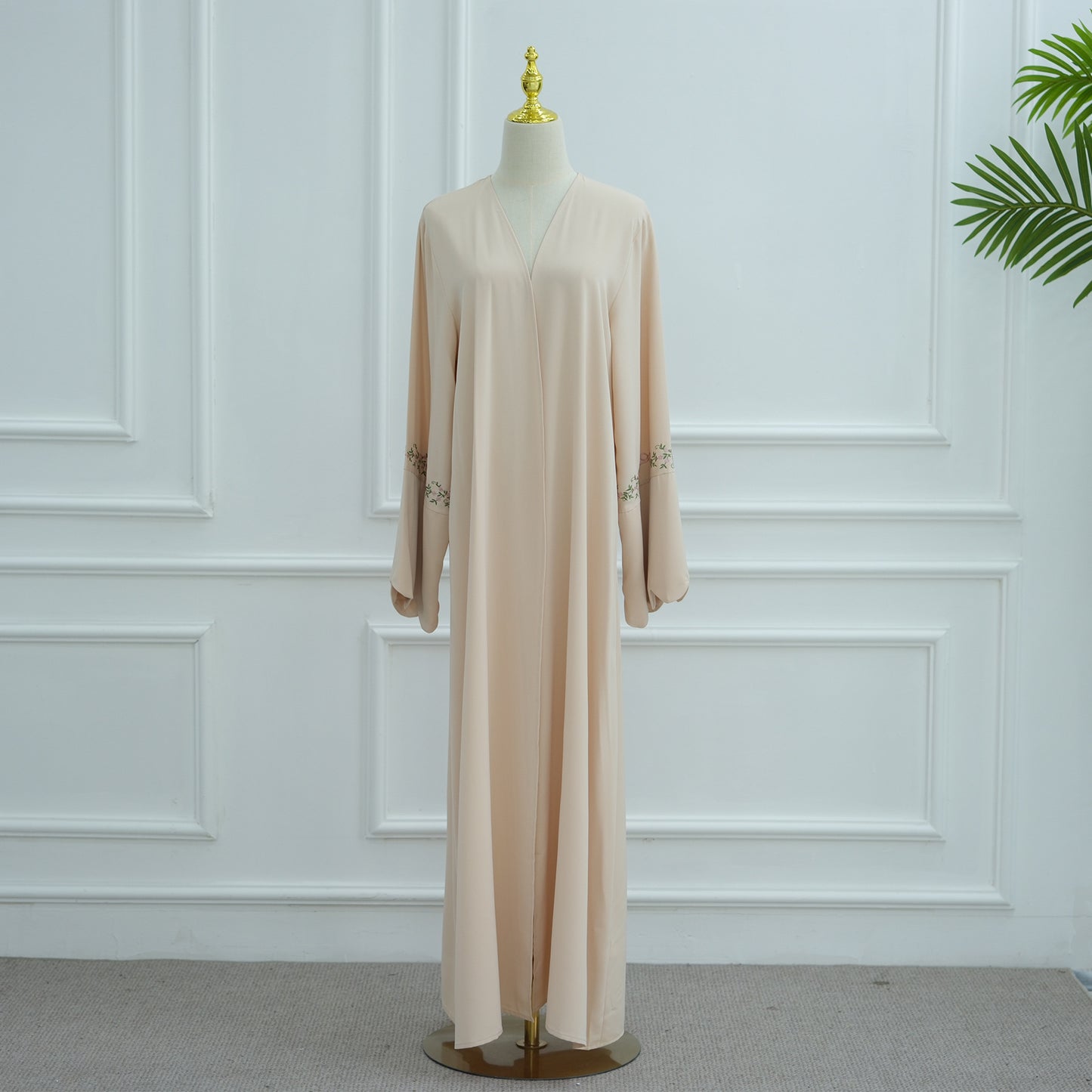 Women's Floral Embroidered Abaya