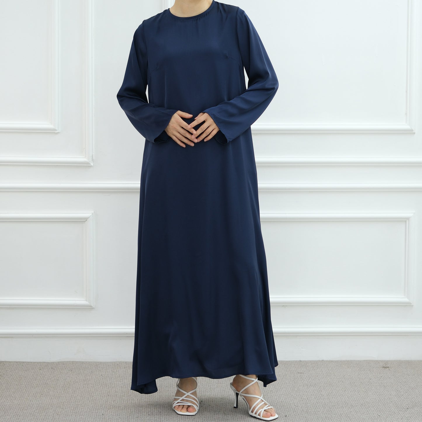 Dubai Women's Elegant Solid Color Abaya