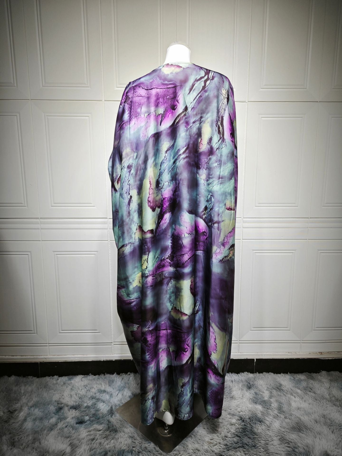 Modest Summer Fashion Satin Print Robe with Headscarf