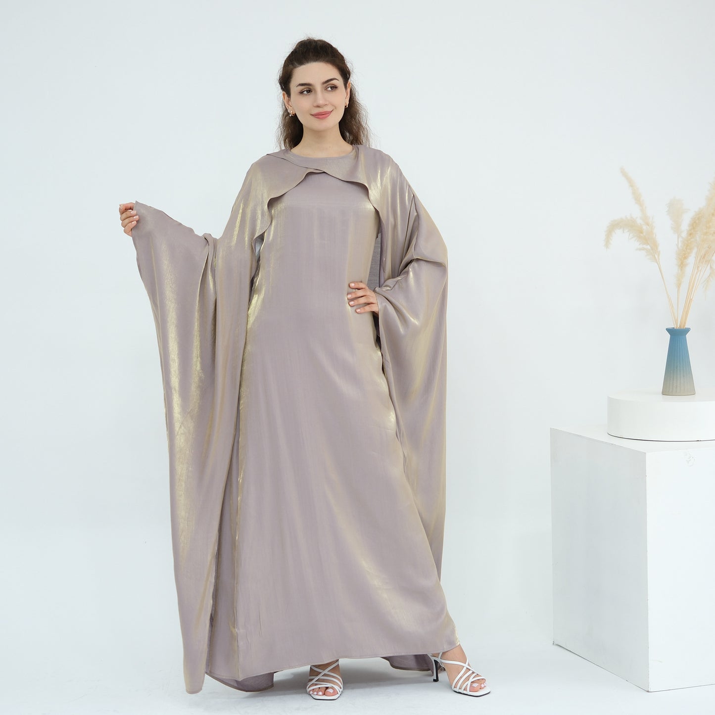 Dubai Women's Solid Color Beaded Elegant Abaya