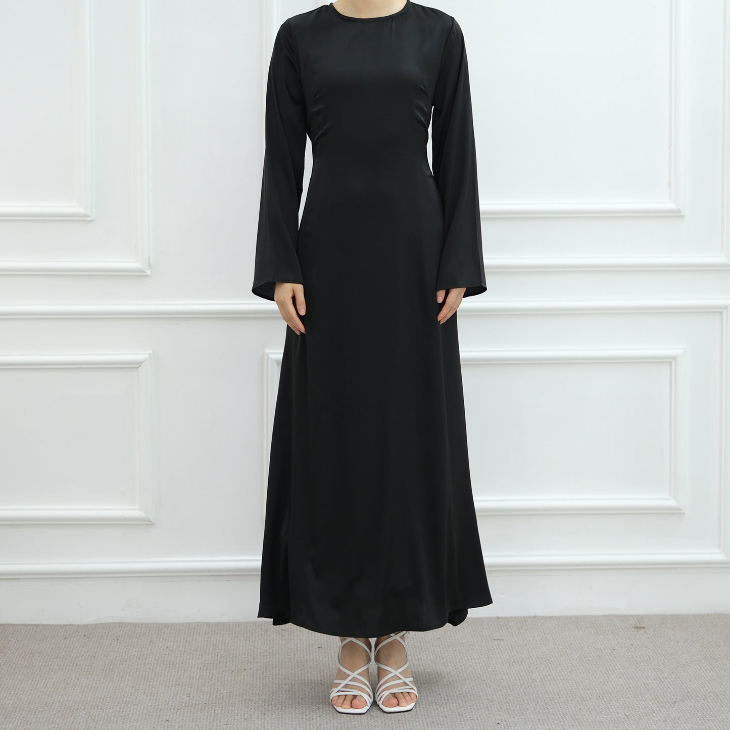 Dubai Women's Elegant Solid Color Abaya