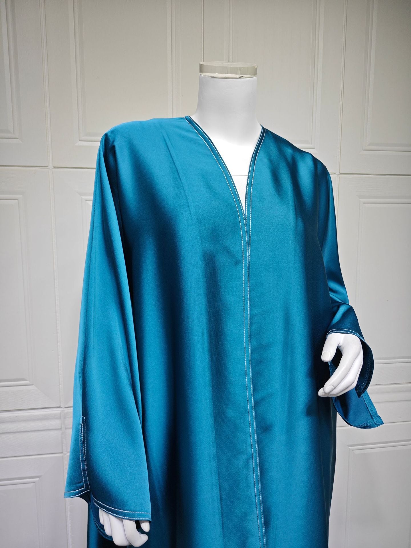 Loose Solid-colored Satin Open Abaya