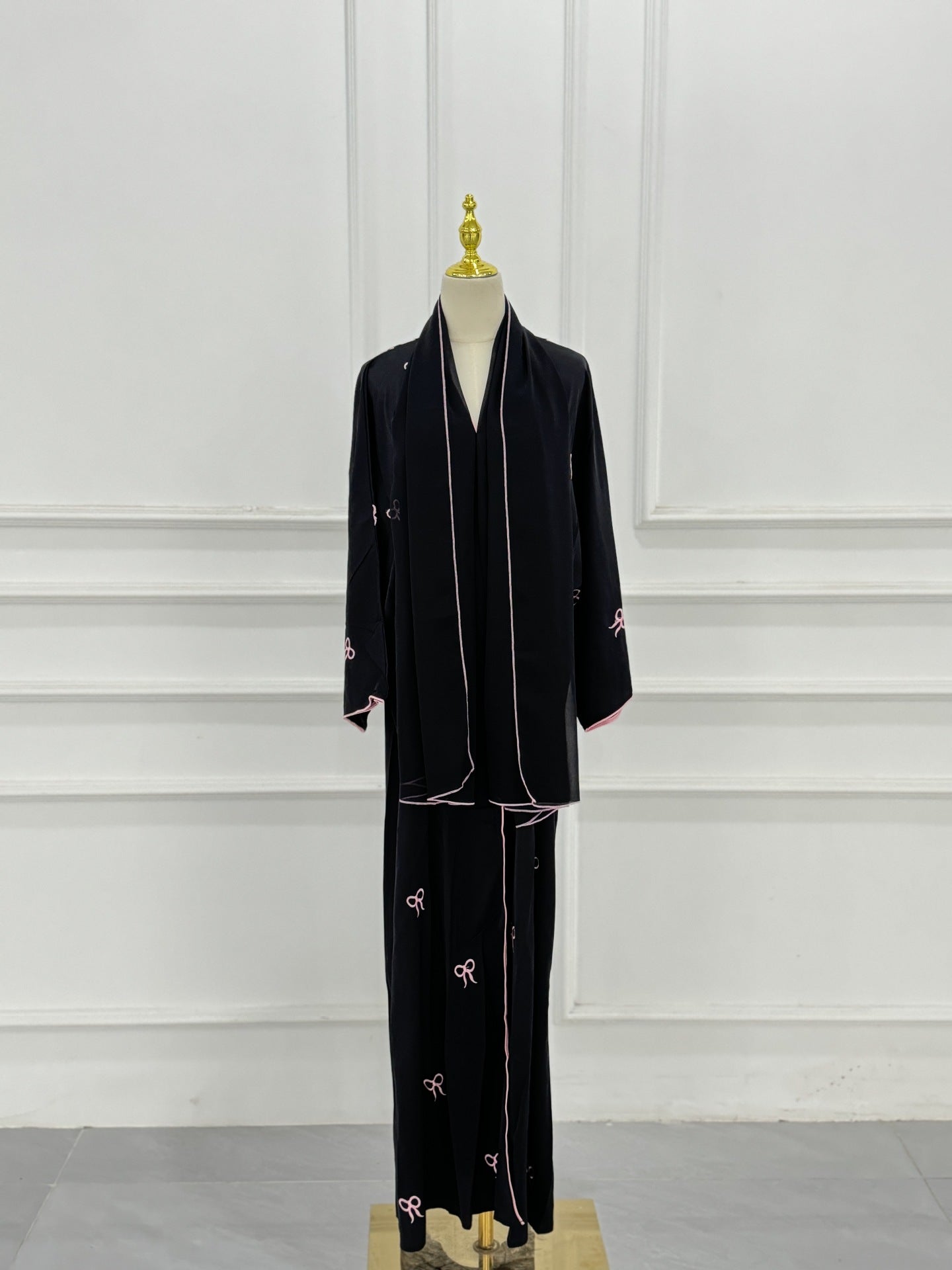 Bow Embroidered Cardigan Robe Open Abaya