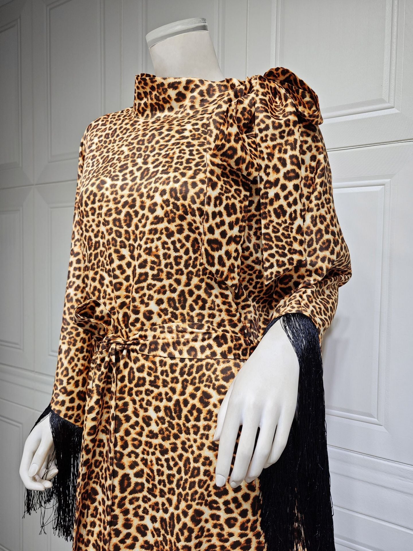Women's Bat-sleeved Fringed Leopard Print Dress