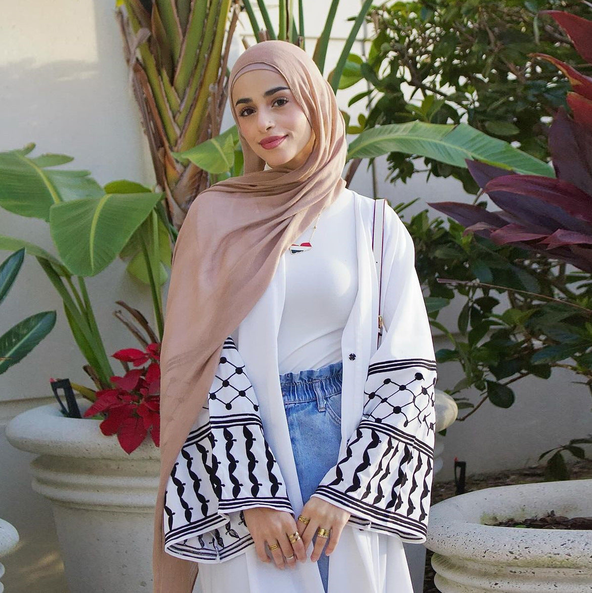 Women's White Abaya Embroidered Robe