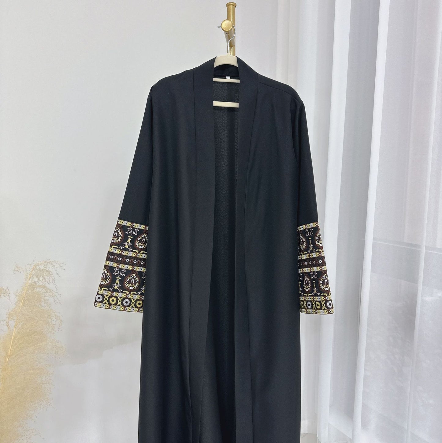 Women's Embroidered Elegant Cardigan Robe