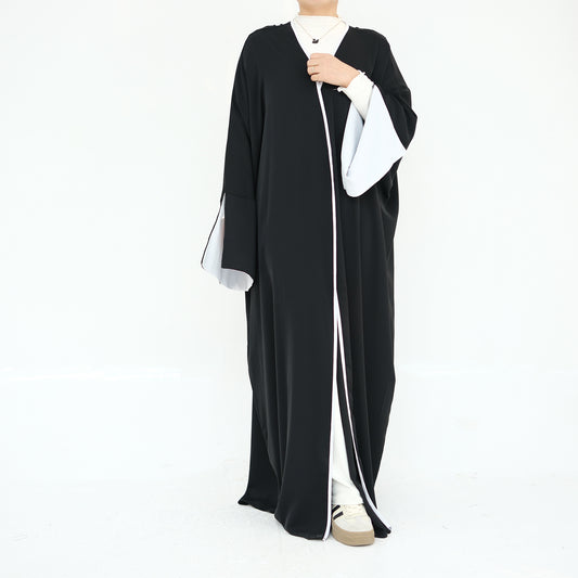 Women's Bat-sleeved Contrasting Robe