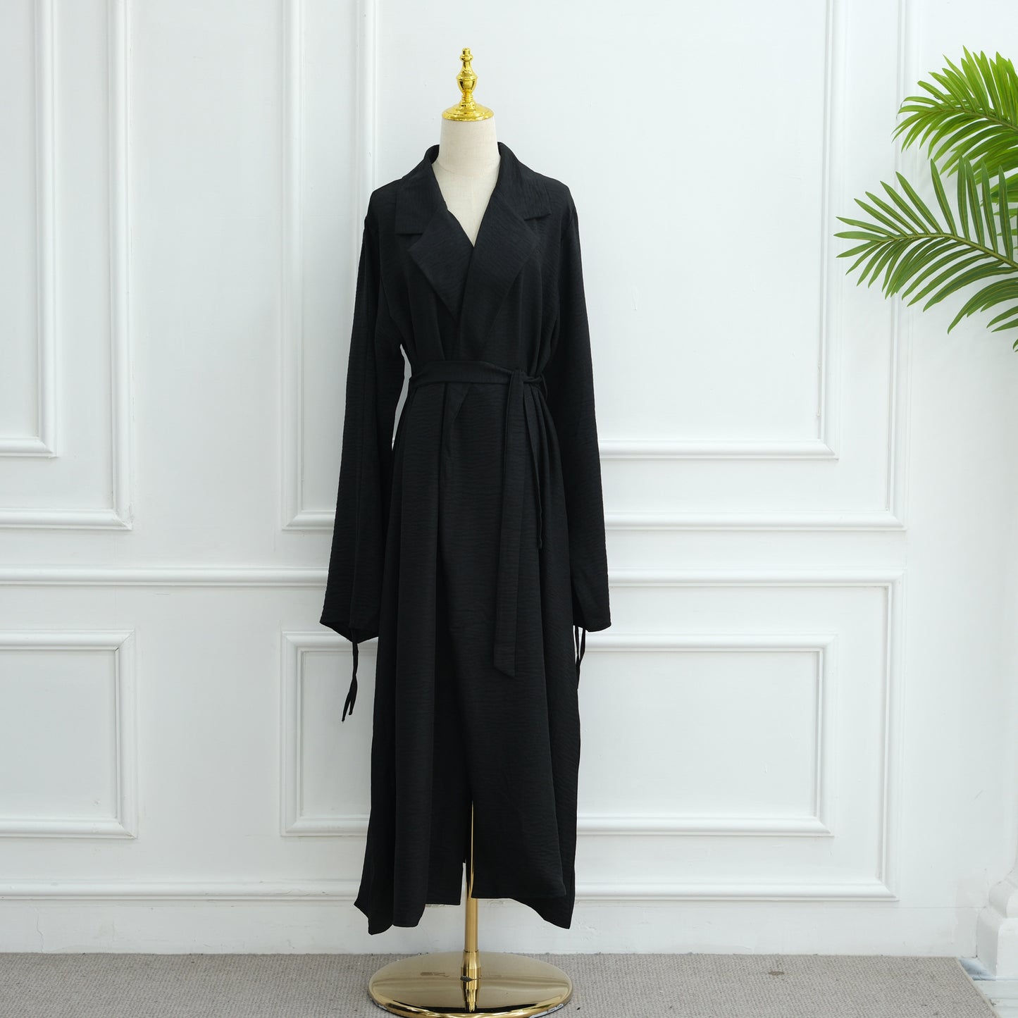 Elegant Blazer-Collar Abaya Cardigan with Ruched Sleeves