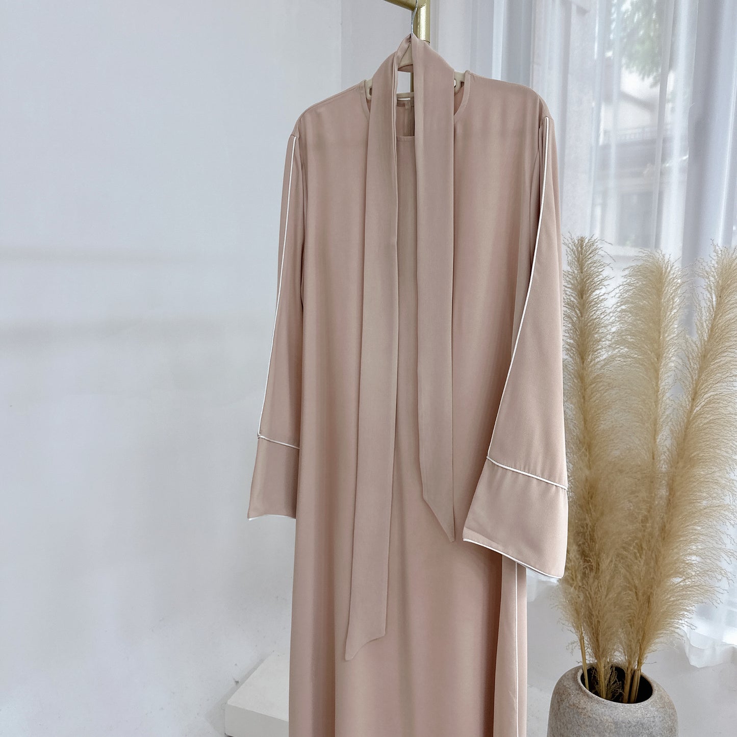 Stylish Solid Color Modest Abaya Dress