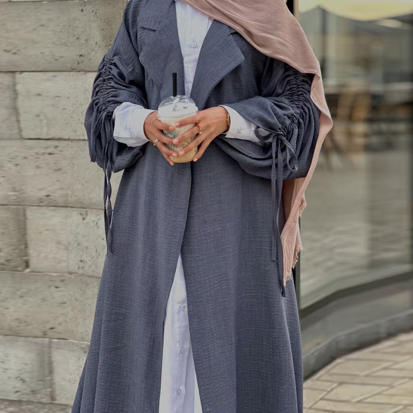 Elegant Blazer-Collar Abaya Cardigan with Ruched Sleeves
