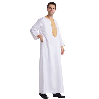 Men's Eight-quarter Sleeved Embroidered Robe