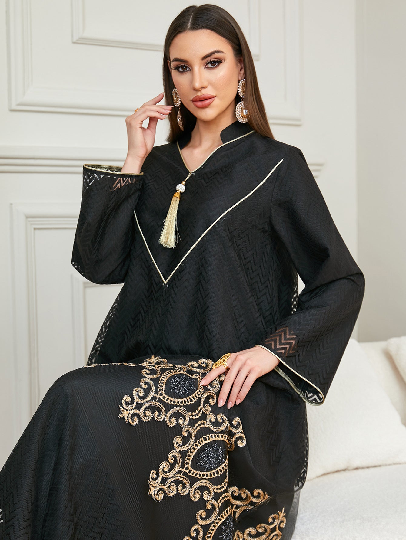 Embroidered Hem Maxi Abaya Dress for Evening