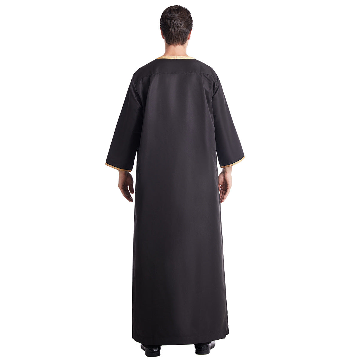Men's Eight-quarter Sleeved Embroidered Robe