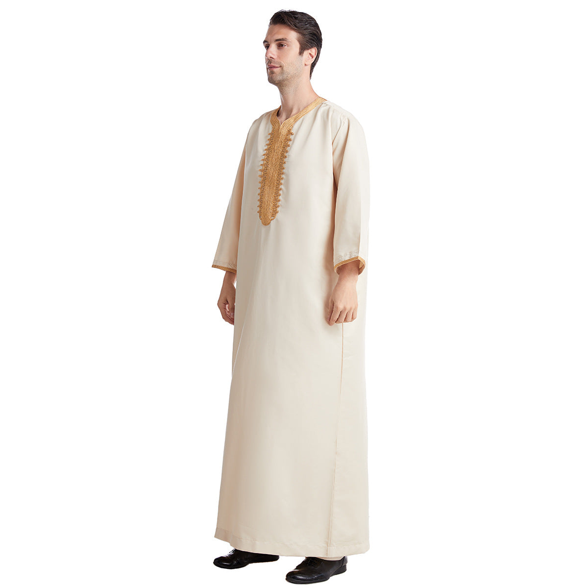 Men's Eight-quarter Sleeved Embroidered Robe