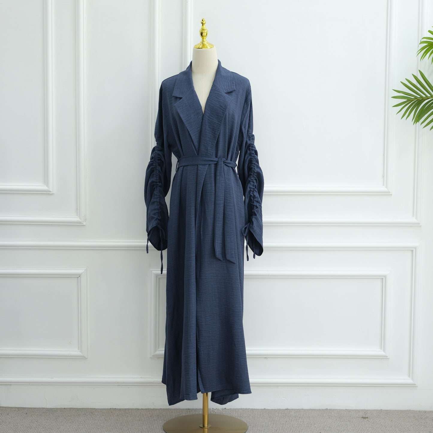 Elegant Blazer-Collar Abaya Cardigan with Ruched Sleeves