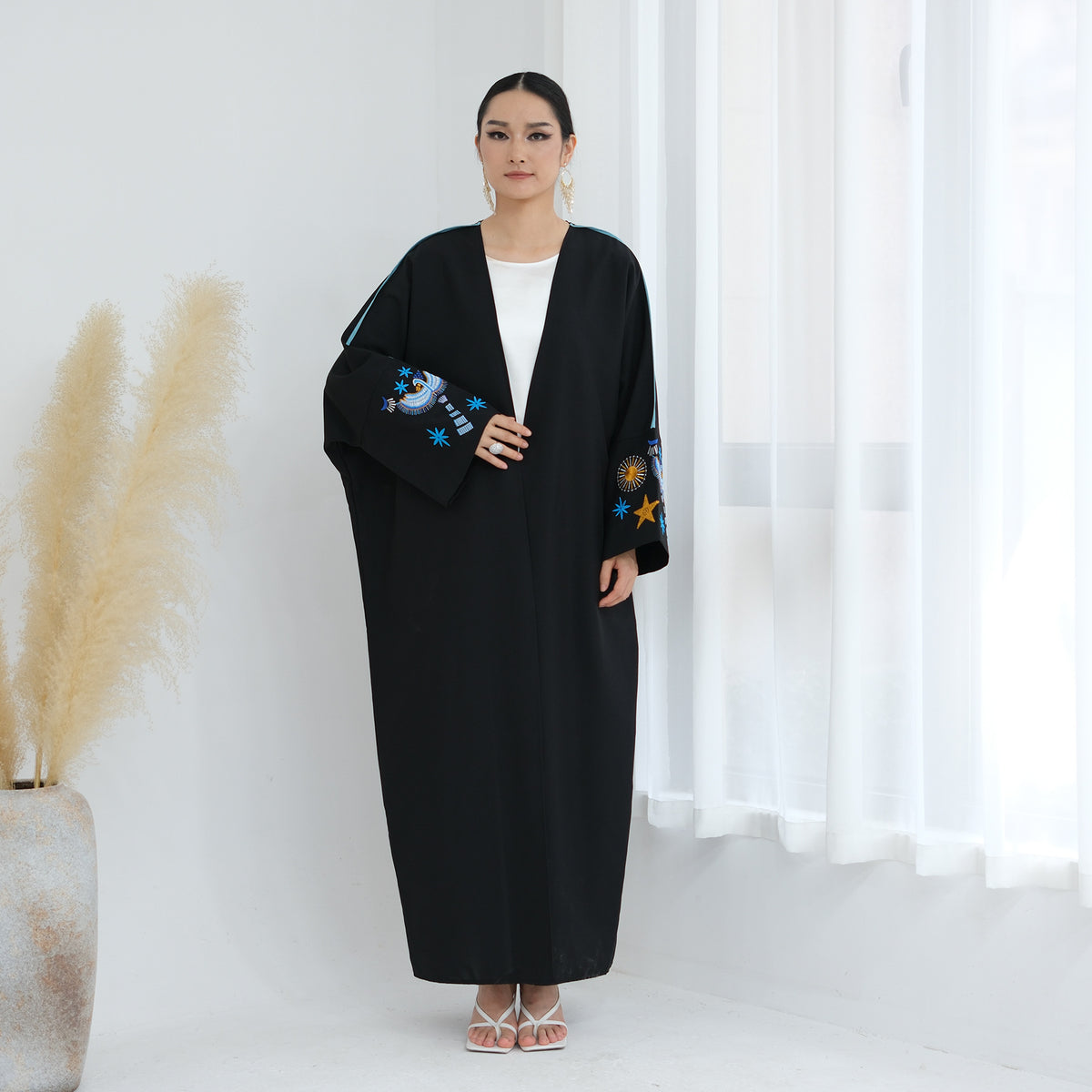 Embroidered Elegant Refined Contemporary Everyday Abaya
