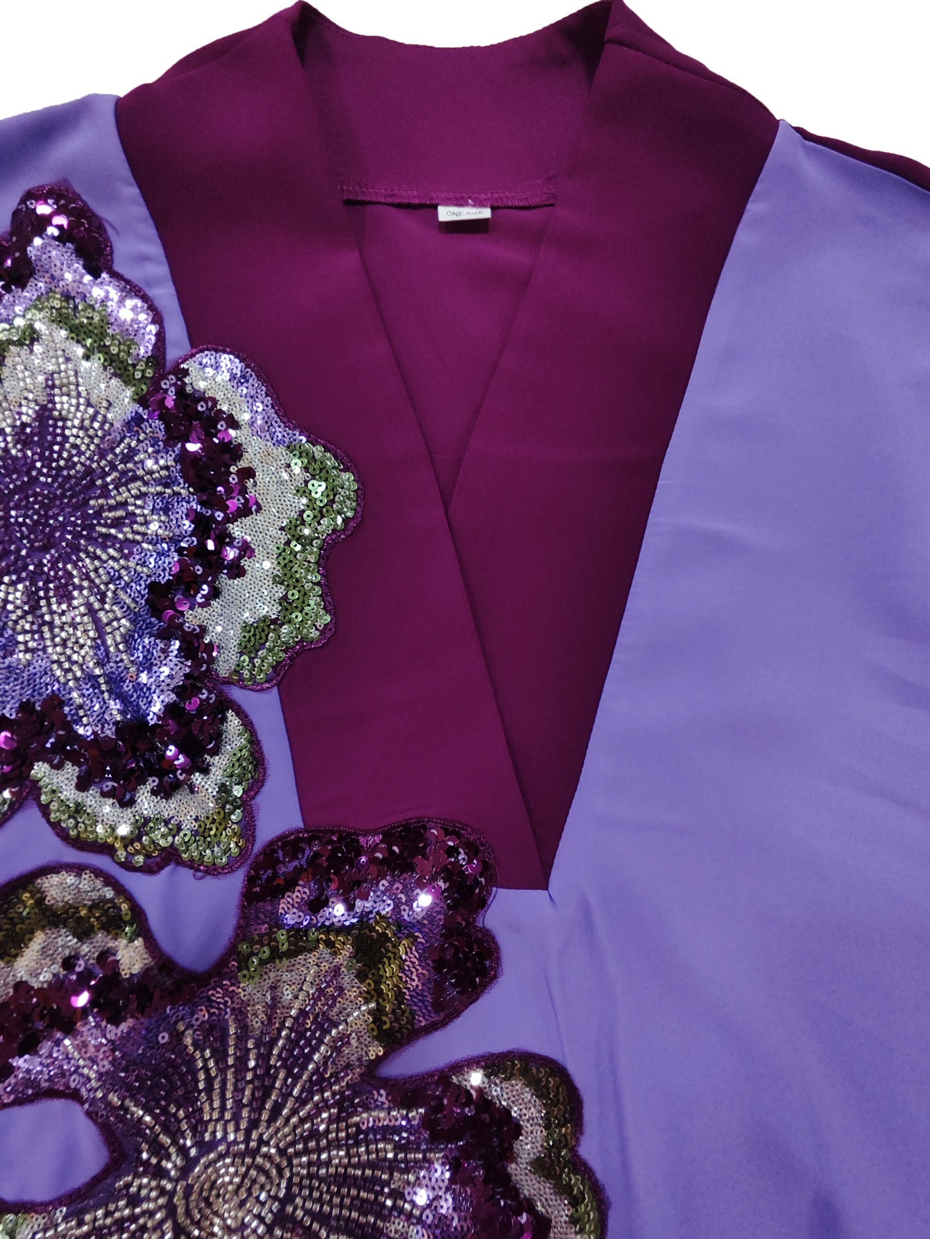 Elegant Contrast Embellished Batwing Kaftan Dress