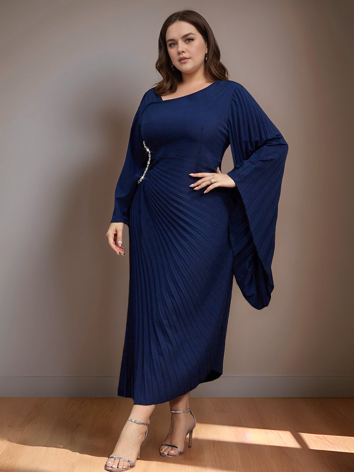 Women's Asymmetric Pleated Dress Set with Diamonds