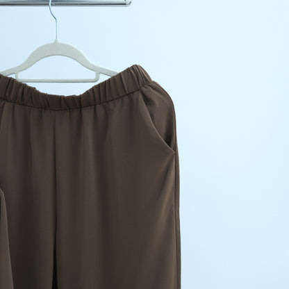 Elegant Modest Two-Piece Set with Long-Sleeve Top and Wide-Leg Pants | Nida Fabric Outfit