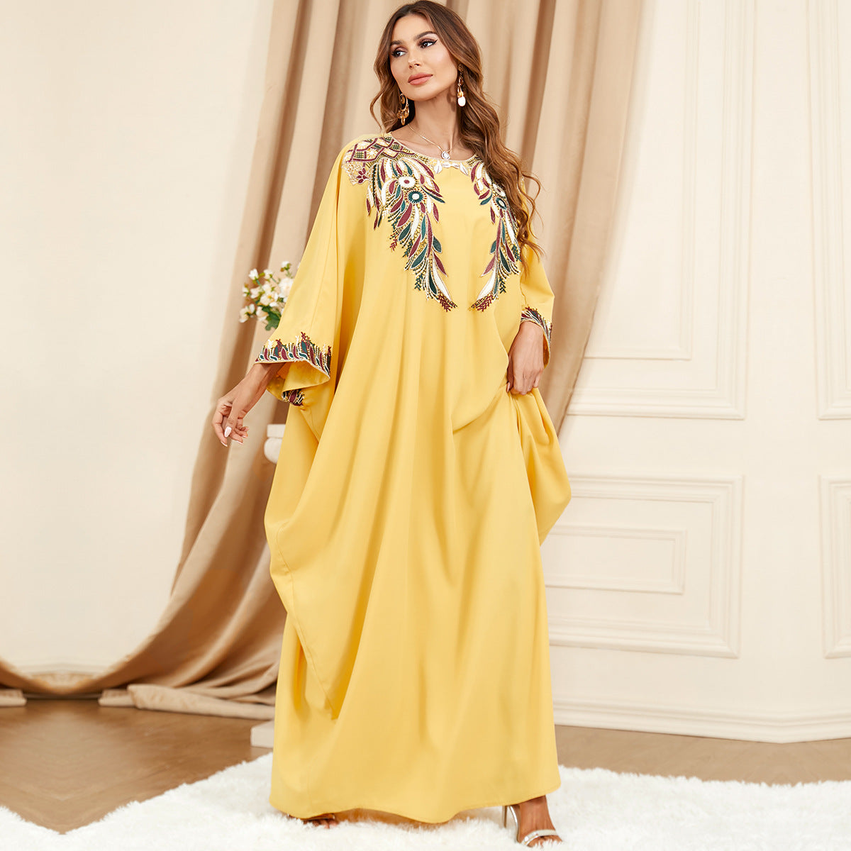 Yellow Bat Sleeve Loose Fashion Crew Neck Dress