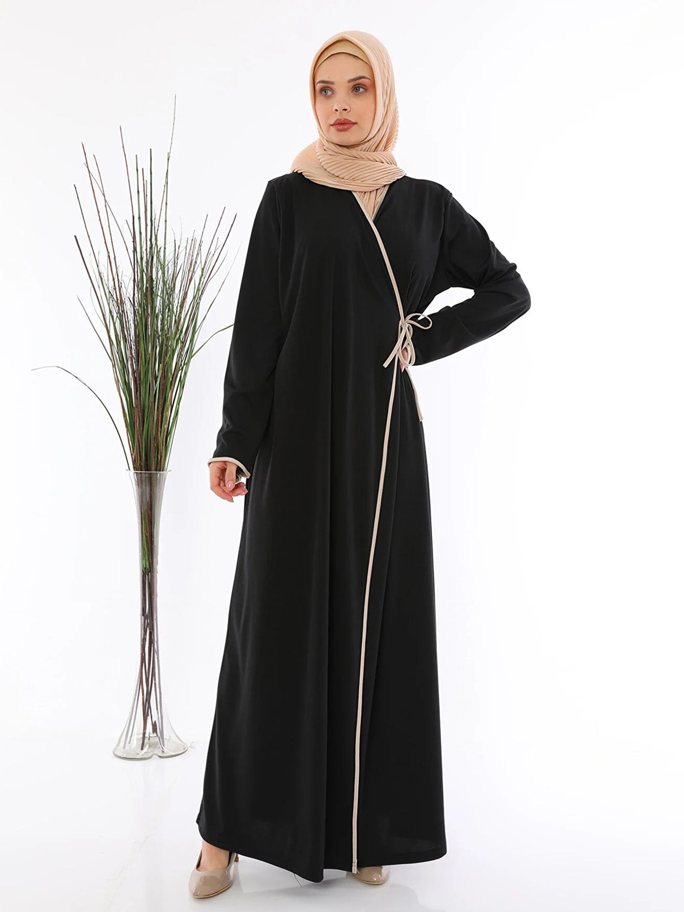 Women's Lace-up Slim Burqa V-neck Dress