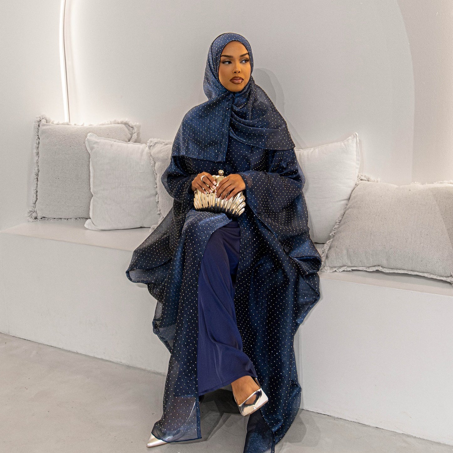 Elegant Wrinkle Chiffon Rhinestone Abaya with Scarf Dubai Middle East