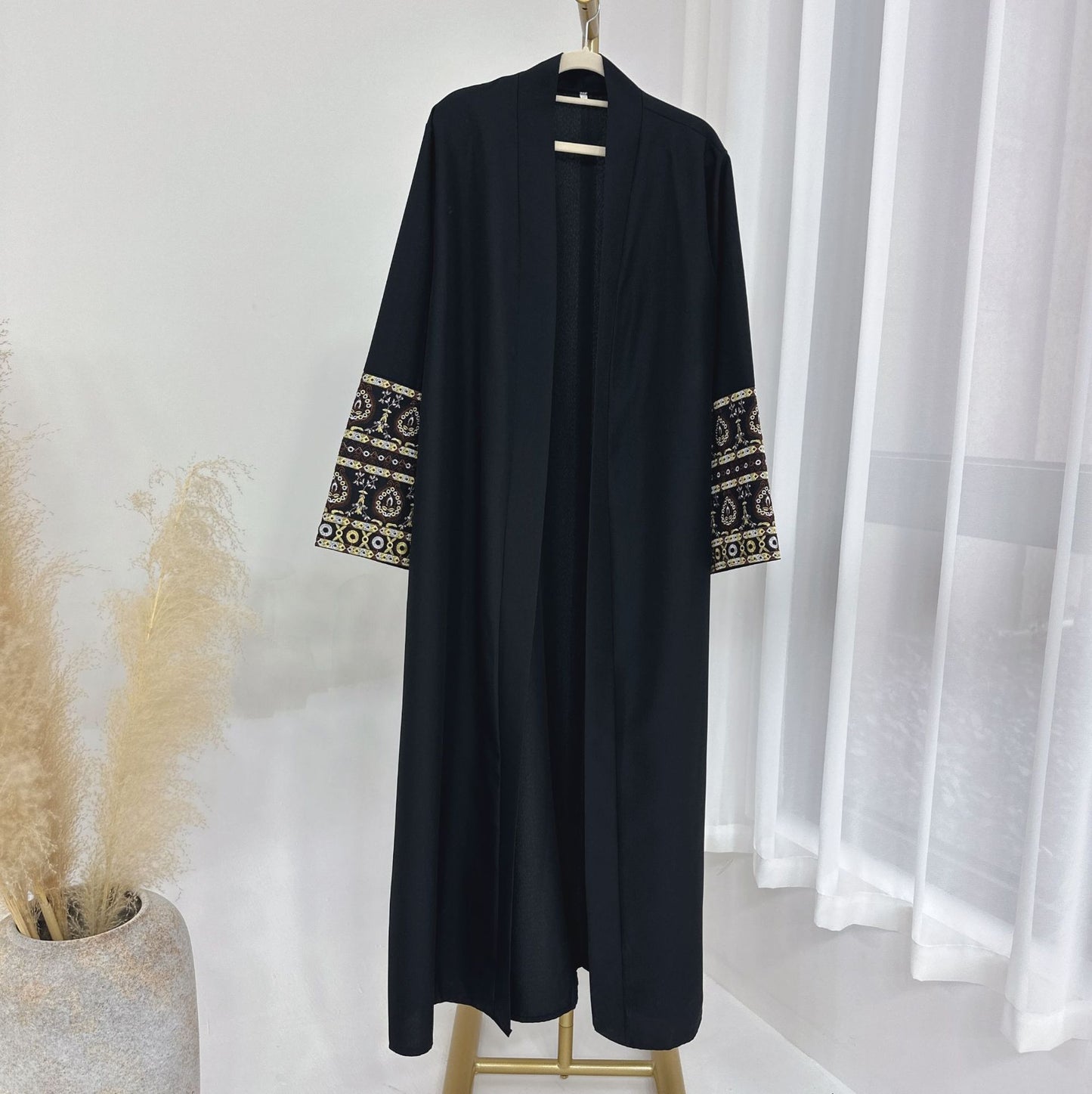 Women's Embroidered Elegant Cardigan Robe
