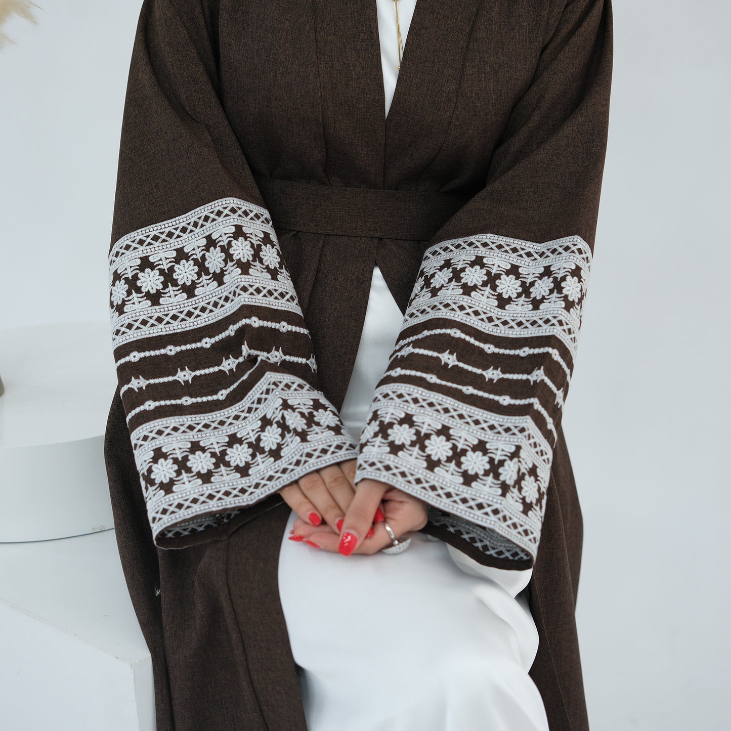 Women's Embroidered Elegant Cardigan Robe