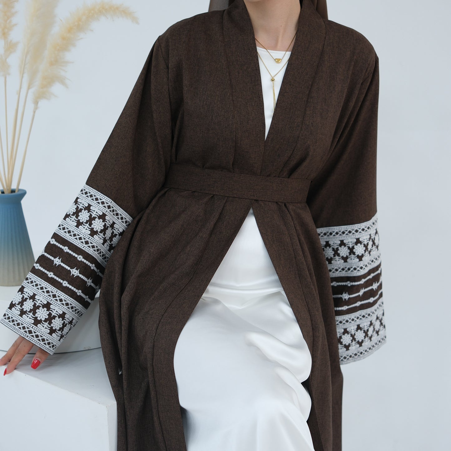 Women's Embroidered Elegant Cardigan Robe