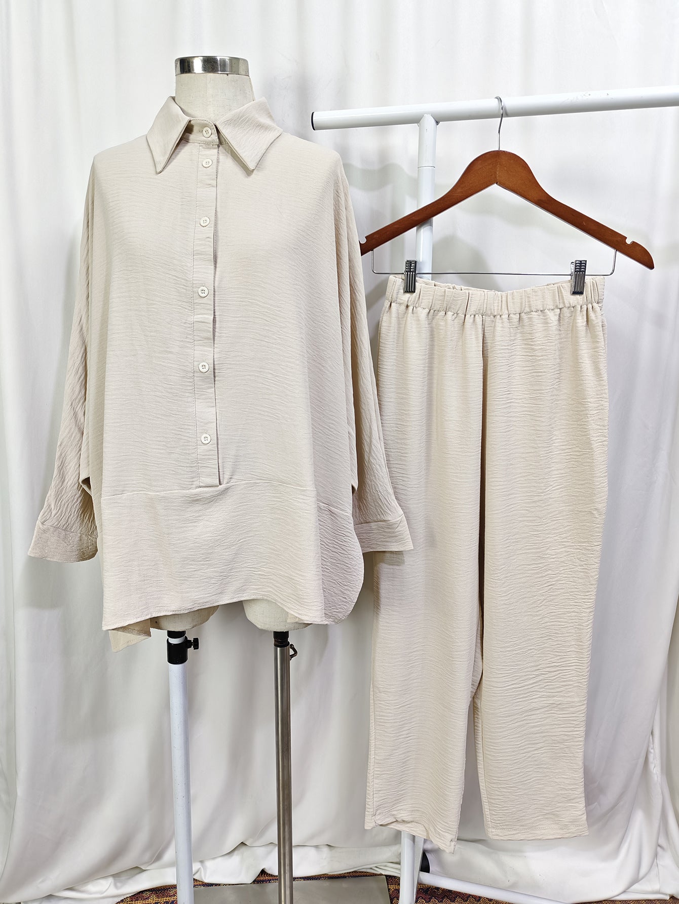 Loose Fit Batwing Sleeve Modest Two Piece Set with Shirt and Pants