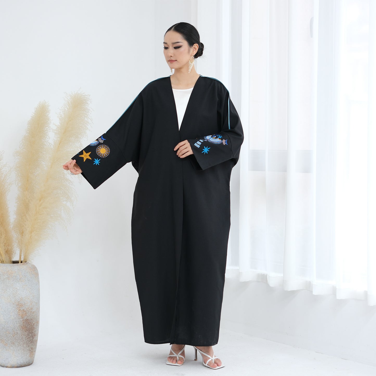 Embroidered Elegant Refined Contemporary Everyday Abaya